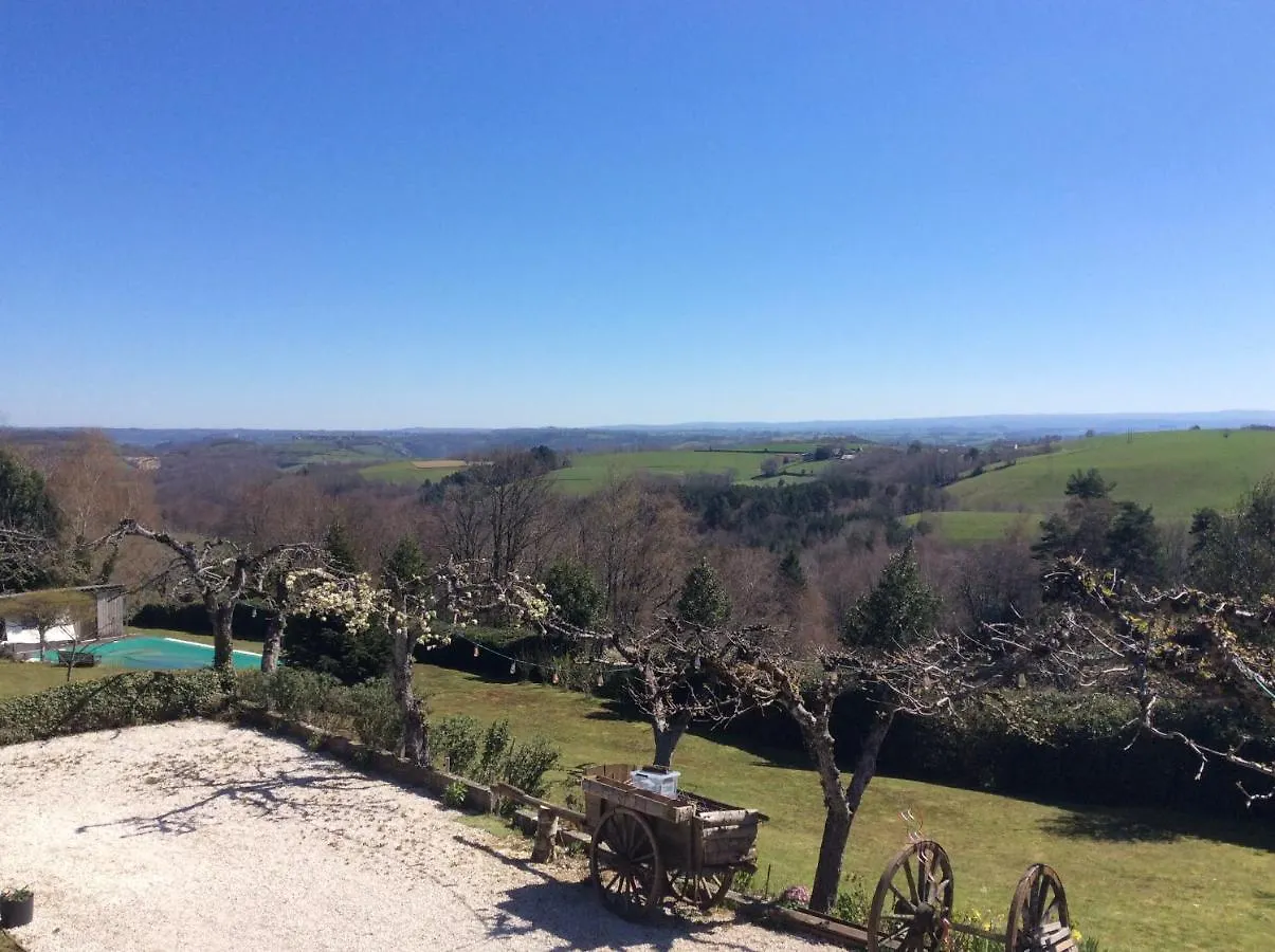 L Ancienne Auberge Teissieres-les-Boulies Guest house
