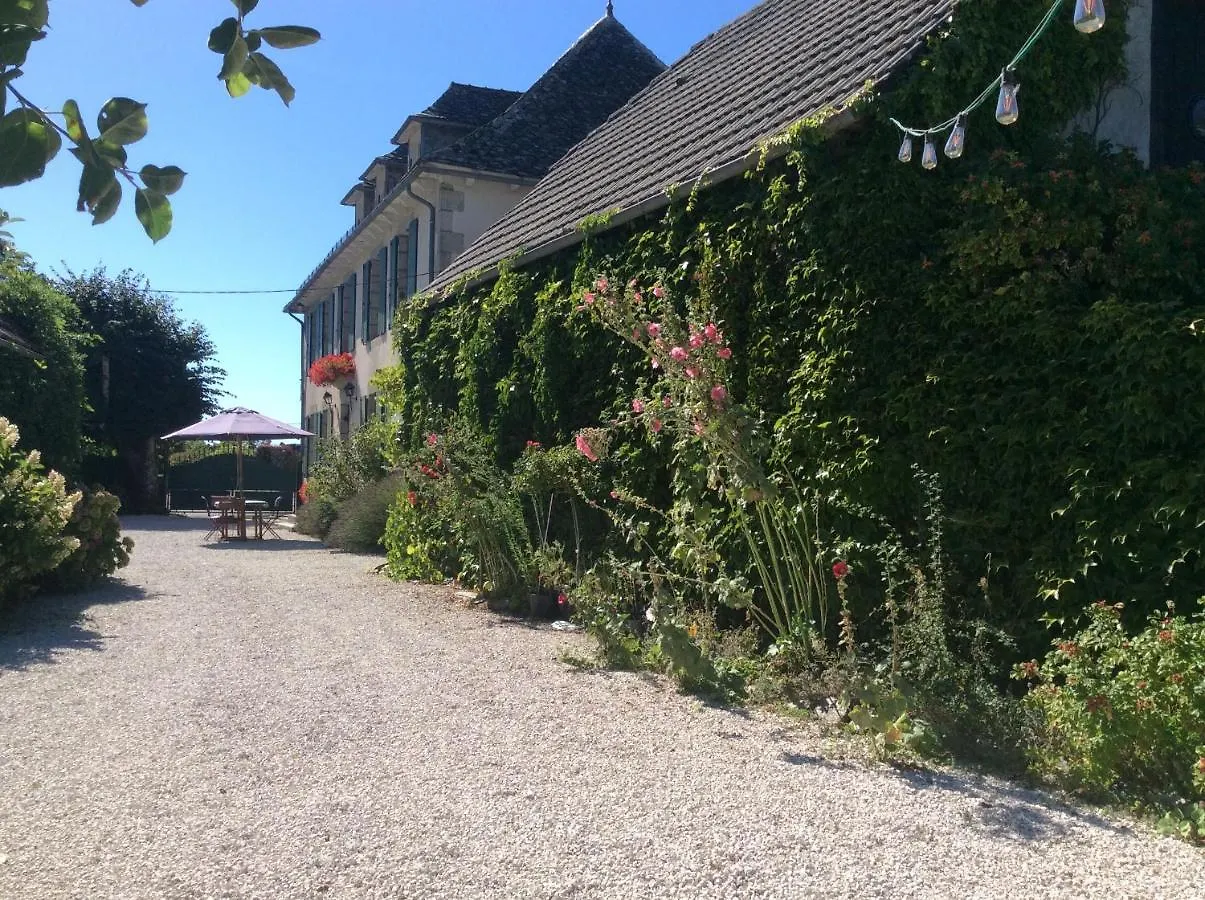 L Ancienne Auberge Teissieres-les-Boulies Guest house